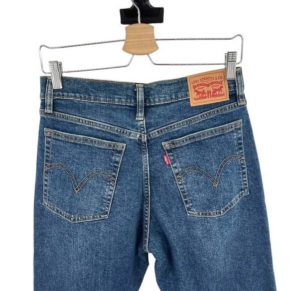 Levi's Wedgie Fit Straight Jeans Medium Destructed Size 29 - Picture 8 of 13